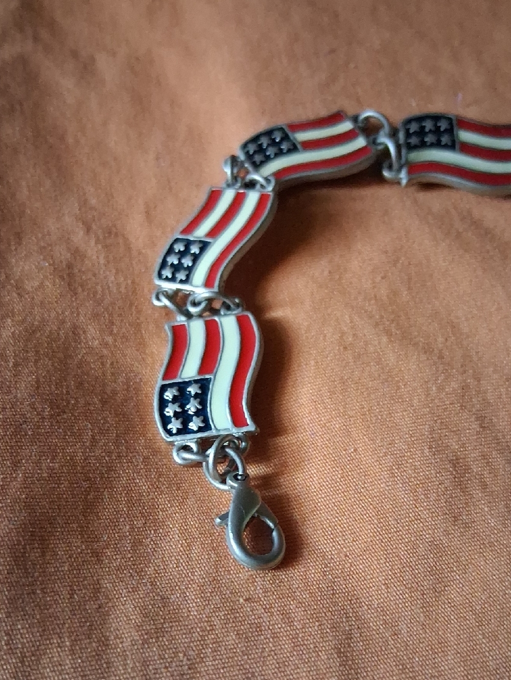 Bracelet - Picture 2 of 6